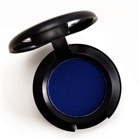 mac in the shadows eyeshadow